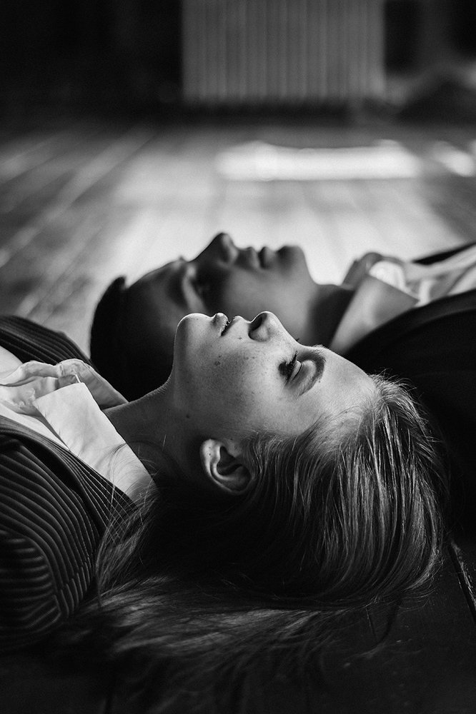 Смотреть в одном направлении...