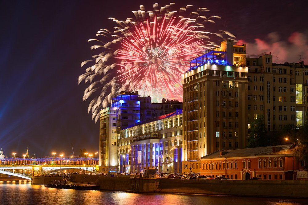 Салют на День Победы