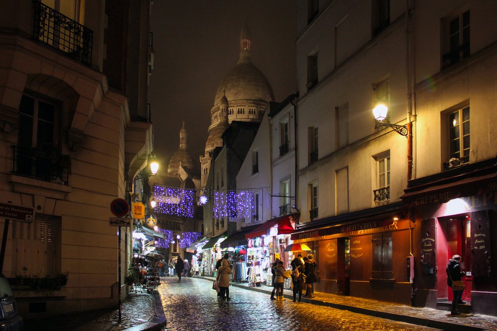 Вечер в Париже