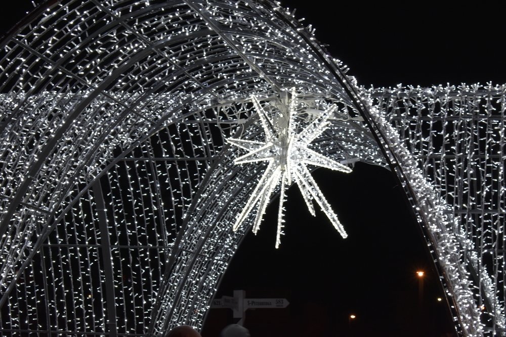 On the eve of Christmas / Накануне Рождества