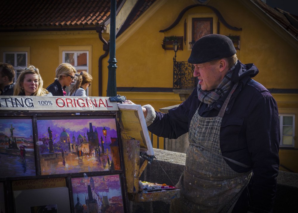 Уличный художник.