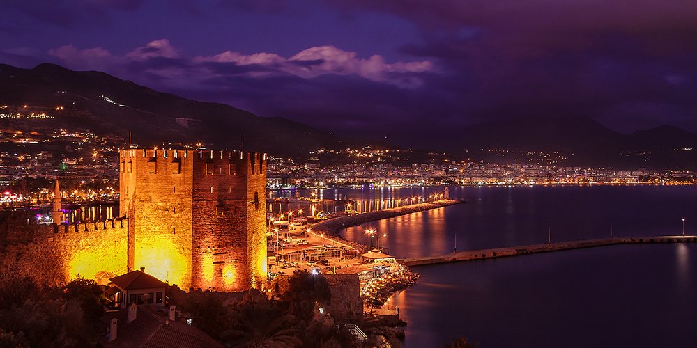 Ночная Аланья