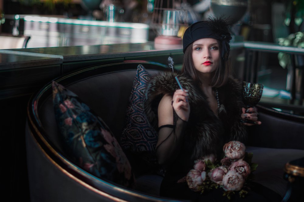 Женский портрет в стиле ретро