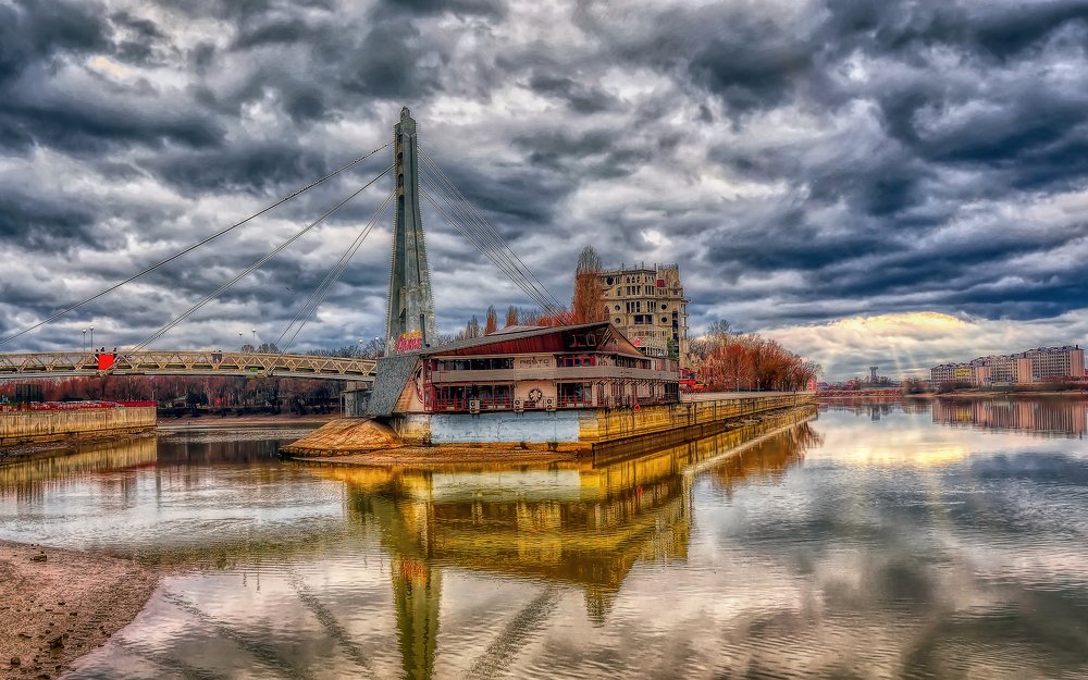 Мост поцелуев