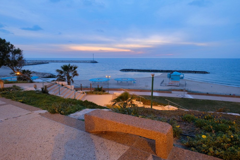 Первые огни...