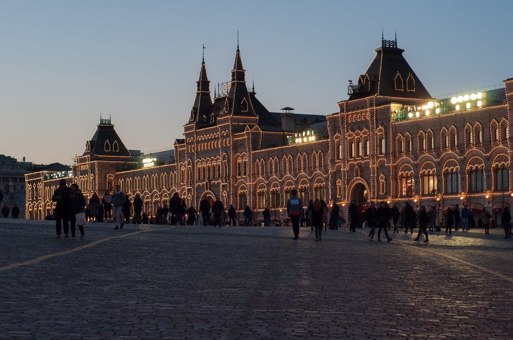 Теплый вечер в Москве