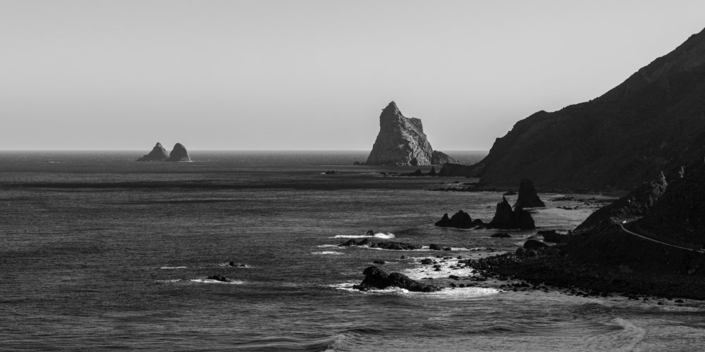 Скалистый берег Тенерифе