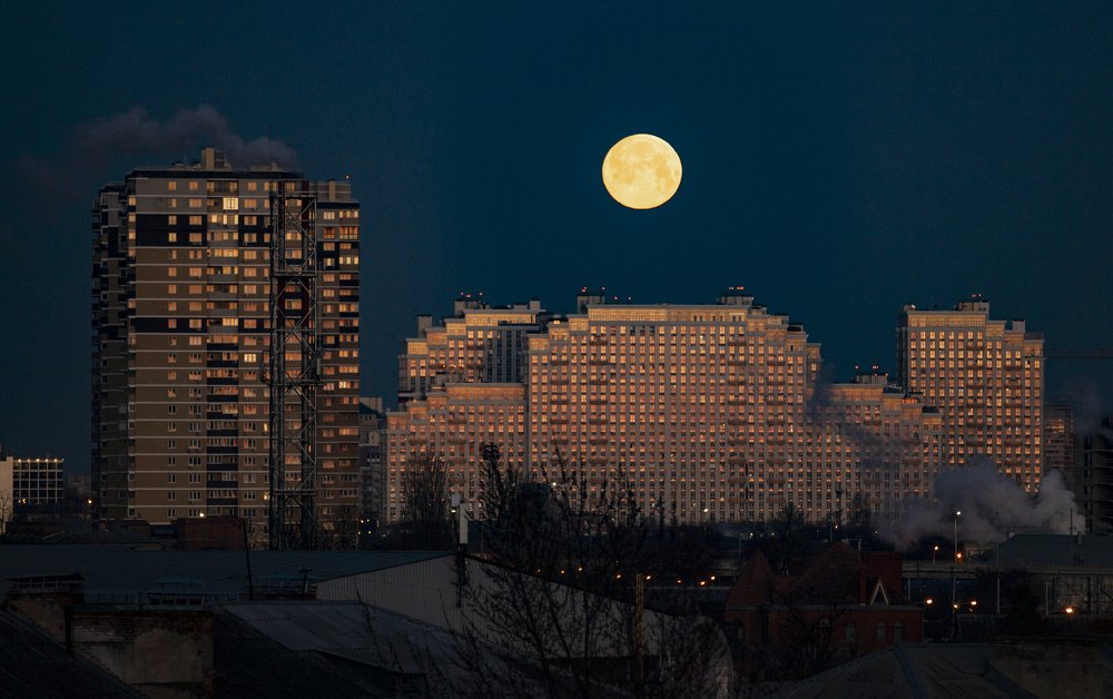 "Полнолуние"