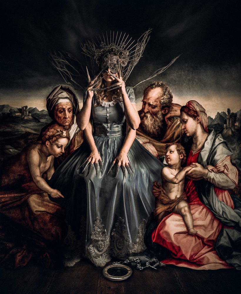 Dark Alice in Wonderland - Alice