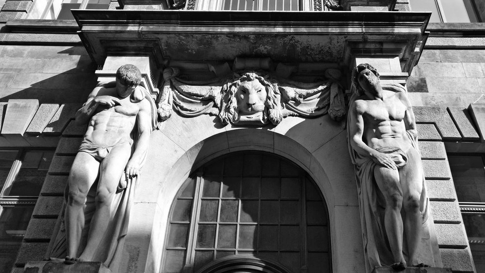 BnW Shape with shade