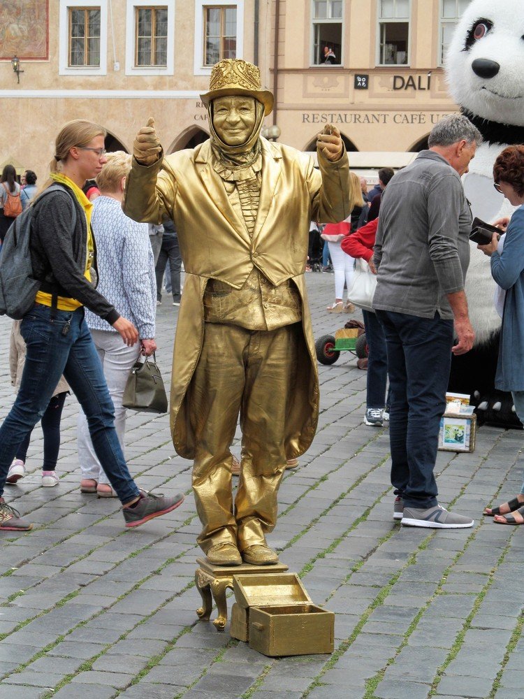 Живая скульптура