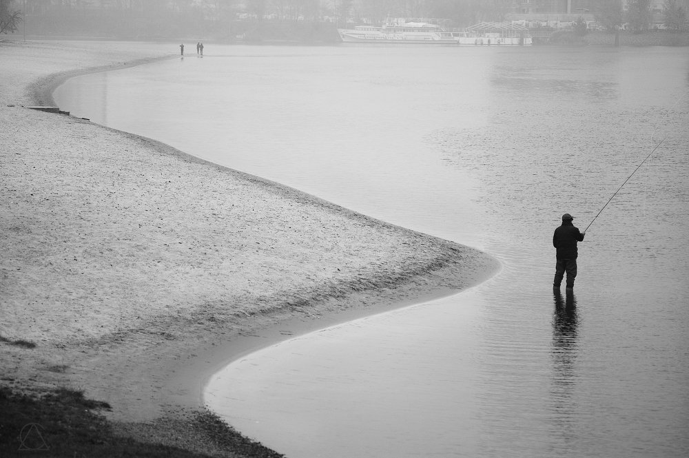 Фотография автора Денис Сухинин