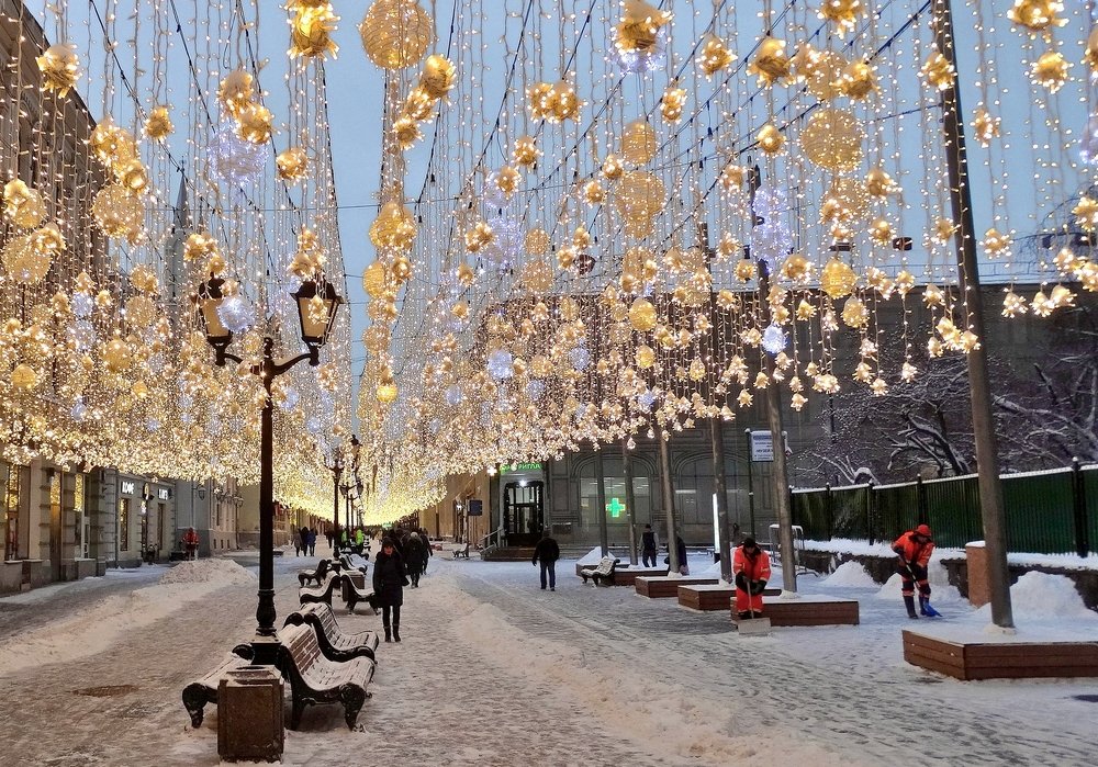 Улица Никольская в Москве