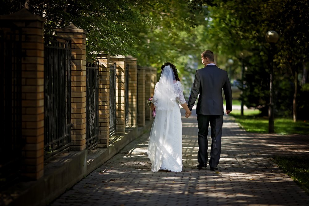 навстречу счастливому будущему