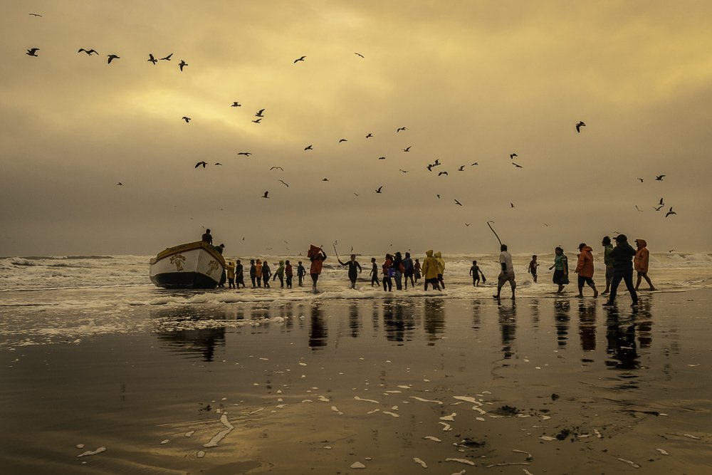 Working until the sun is hidden