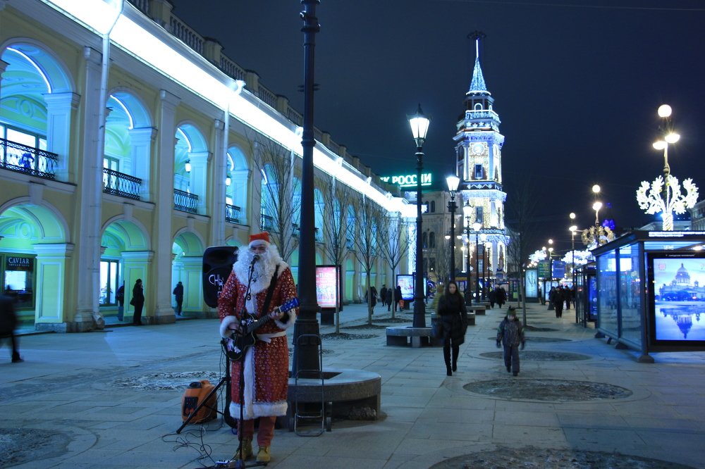 Дед мороз играет на гитаре
