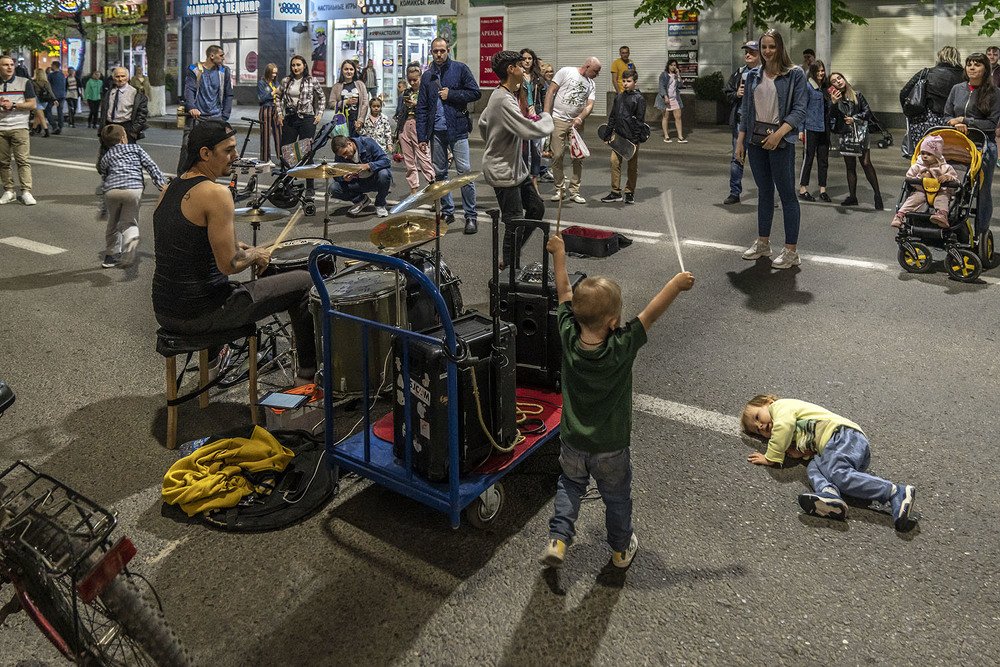 Танцы до упаду.