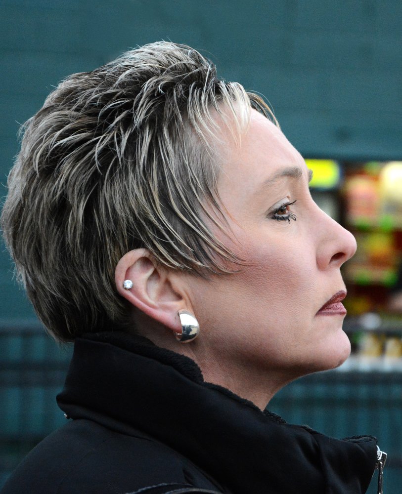 Портрет женщины в черном