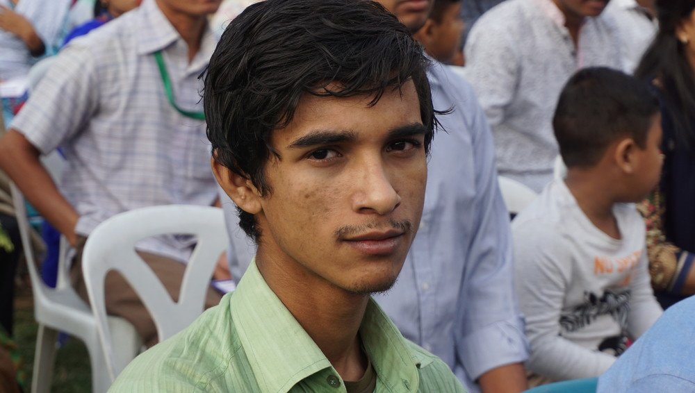 Smiling without a smile