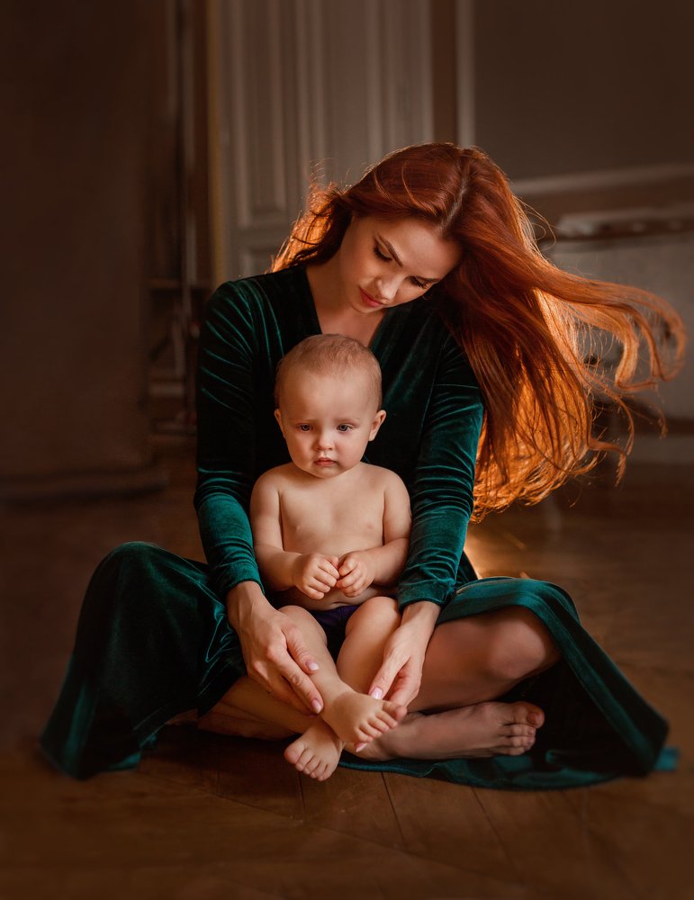 В объятиях мамы