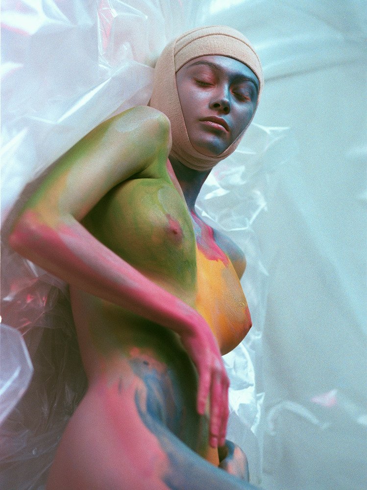 Молодая женщина