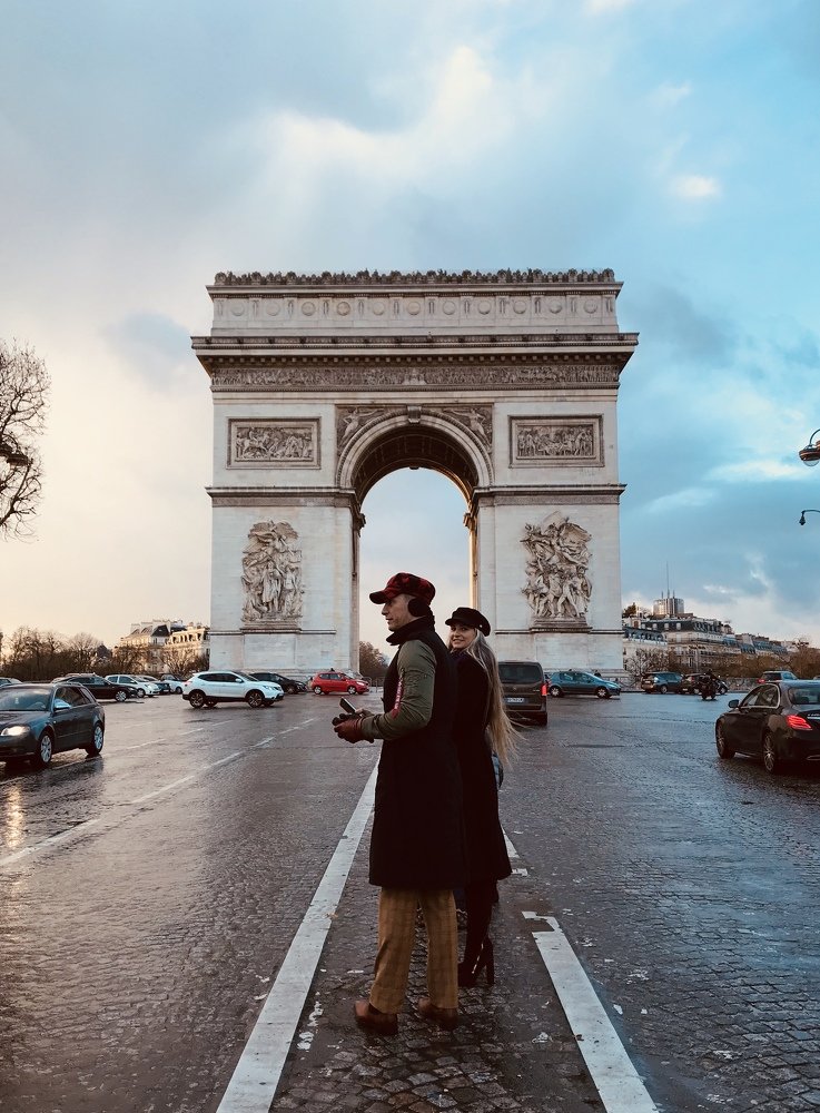 Unknown parisian couple