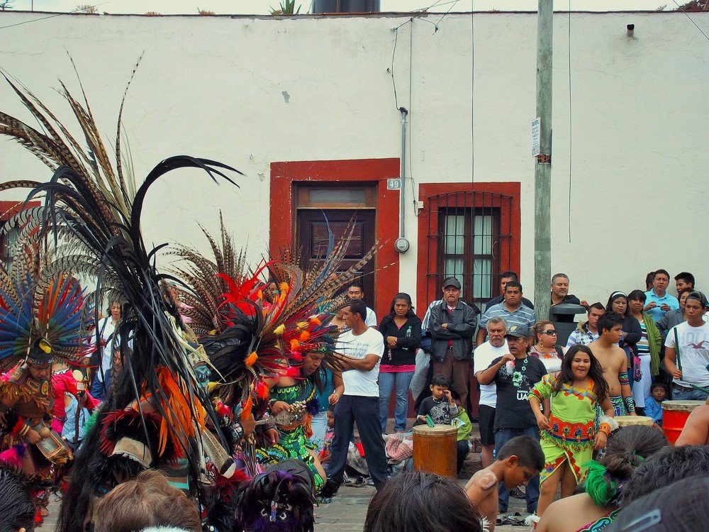Prehispanic dance