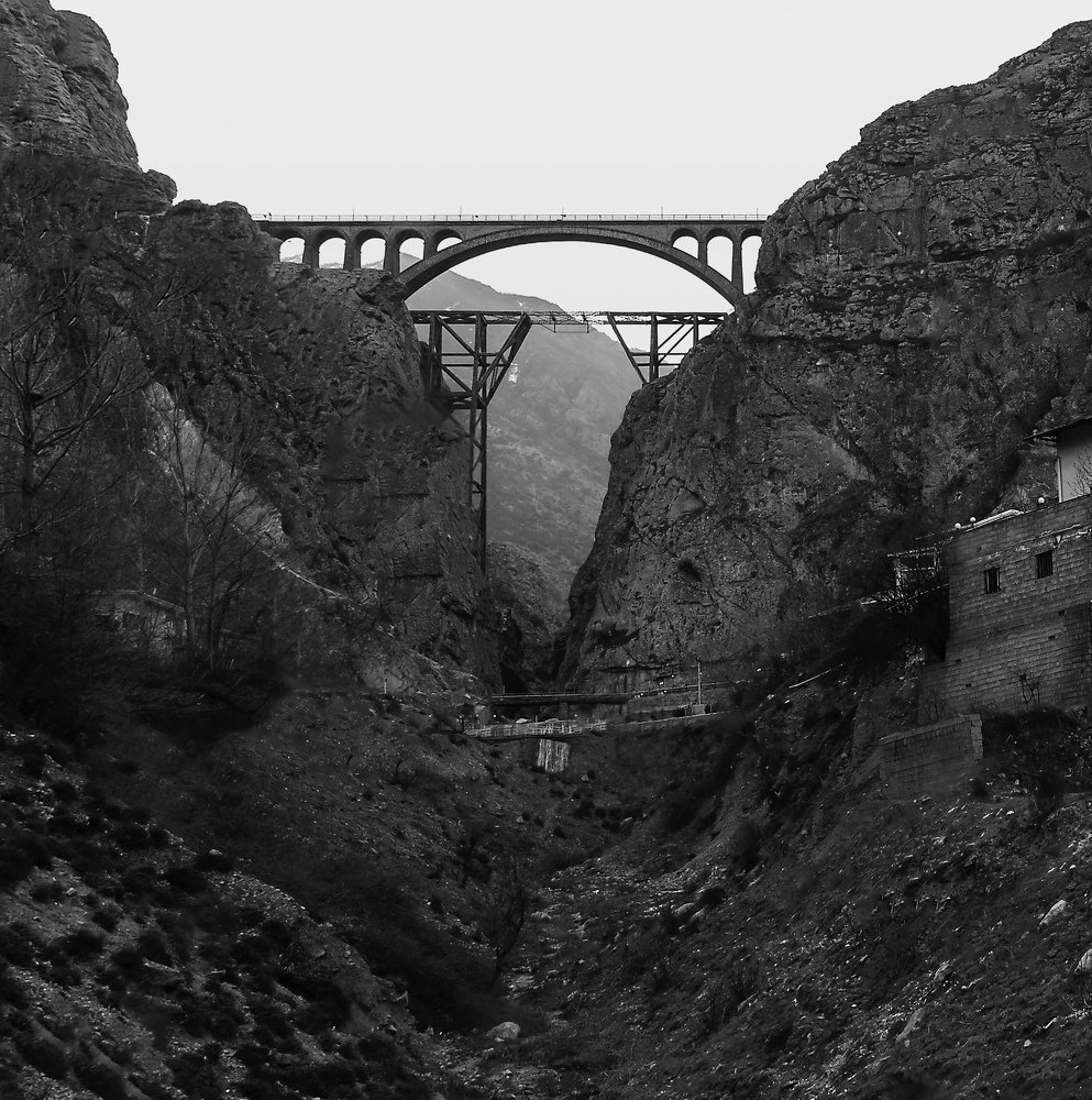 Historical bridge Veresk