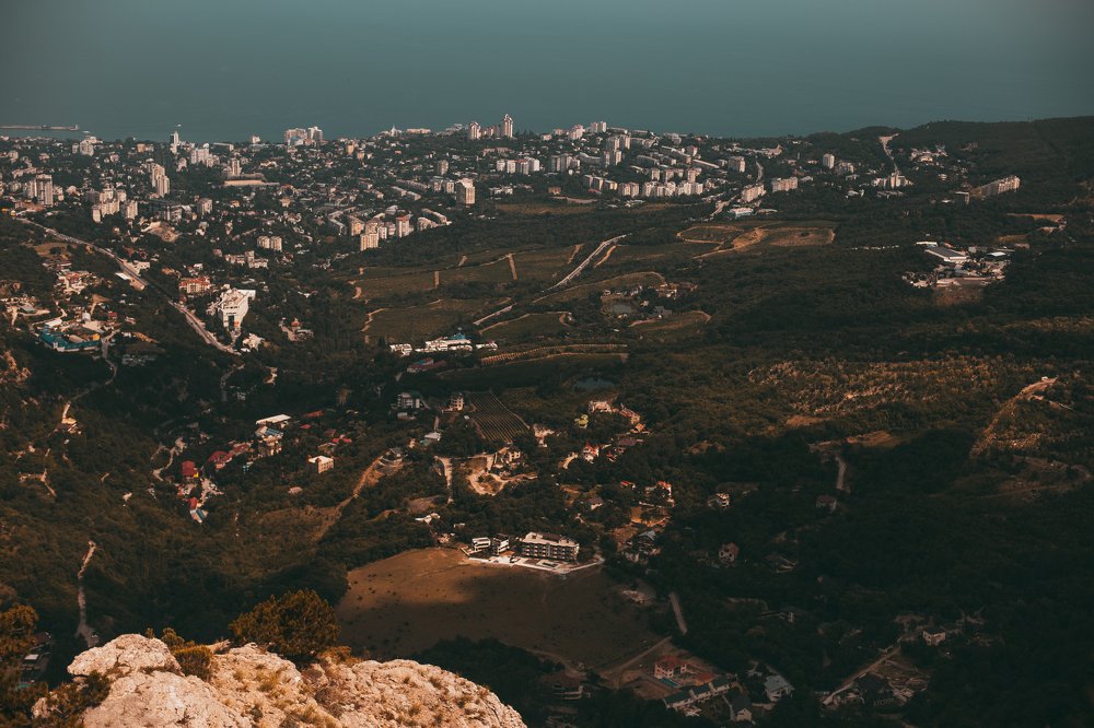 Вид на Ялту с гор