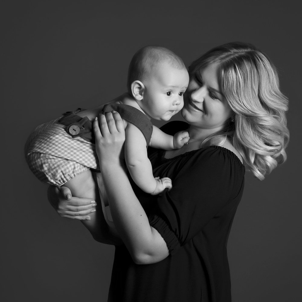 Мать и дитя