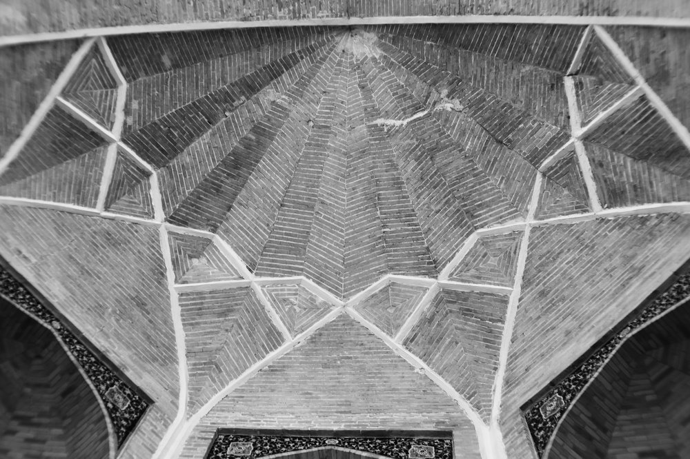 Древние своды