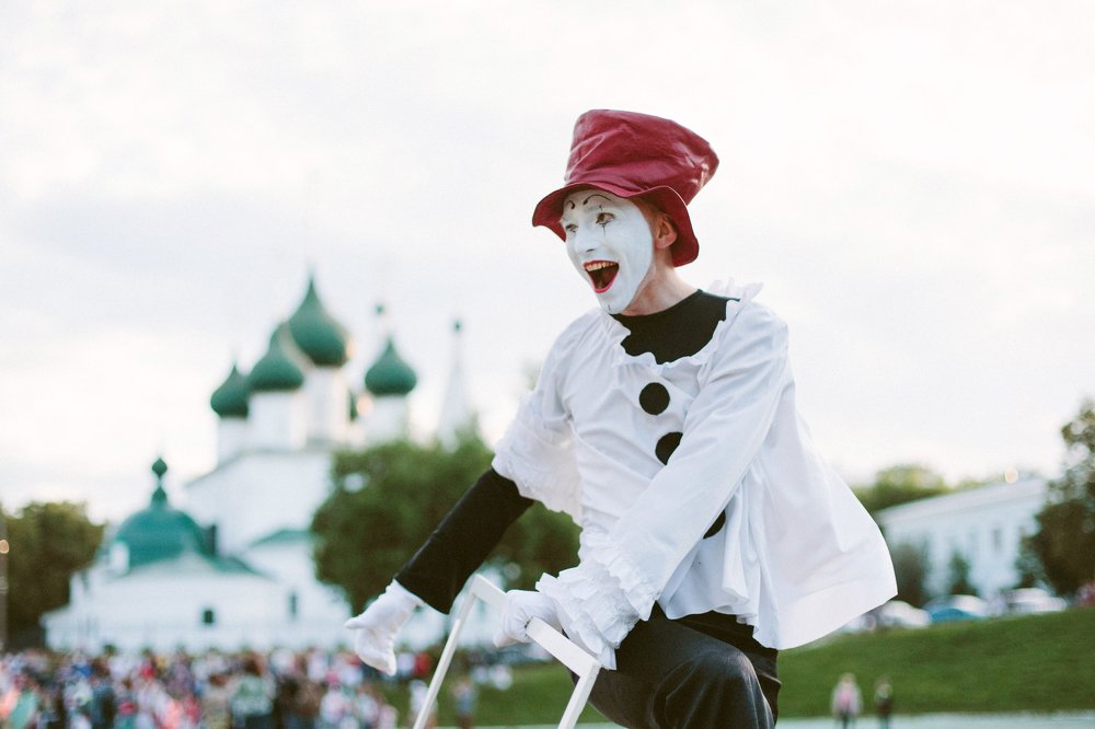 манеры жестов