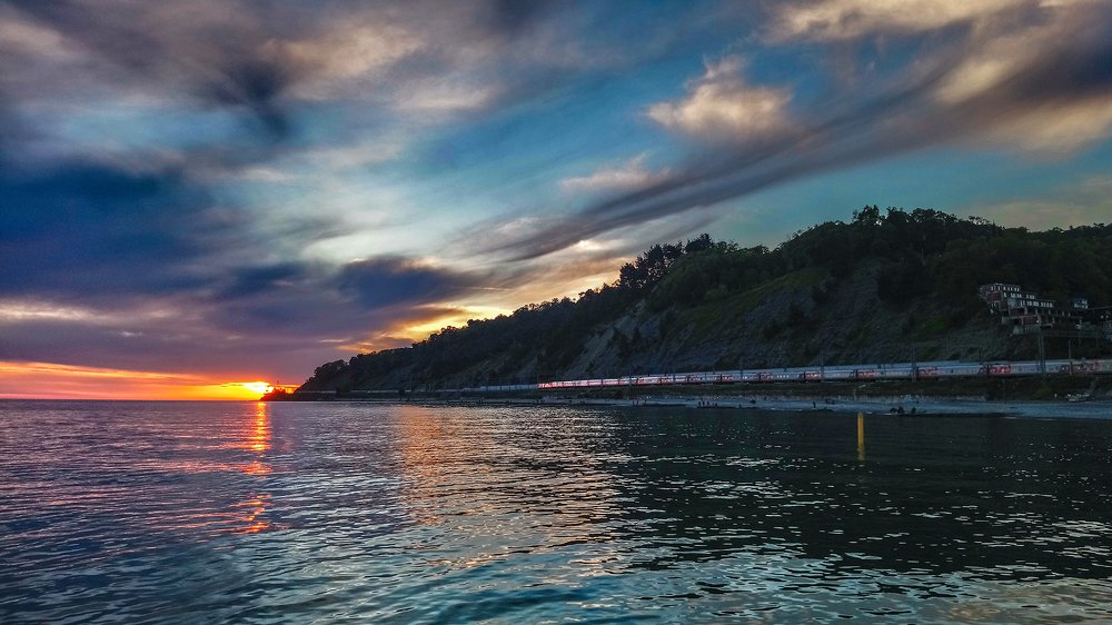 Майский вечер в Дагомысе