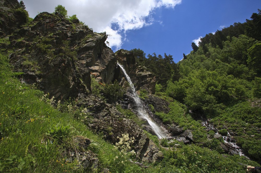 Водопад Баритовая балка. Архыз.