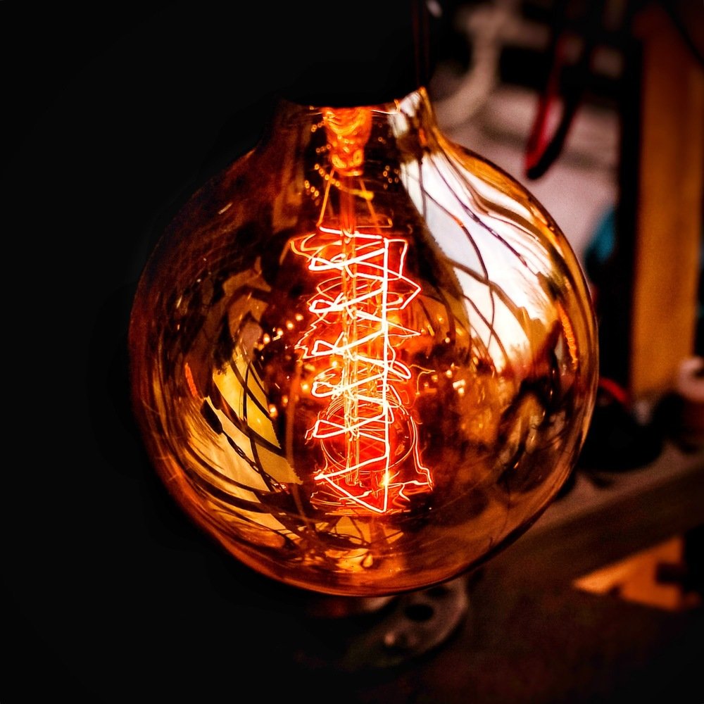 Целый мир в одной лампочке