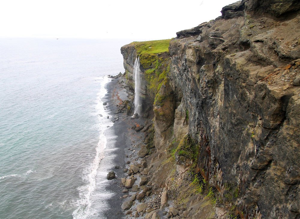 Суровый мир