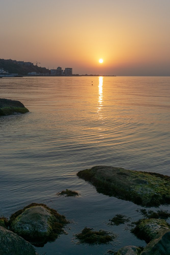 Восход в Ялте