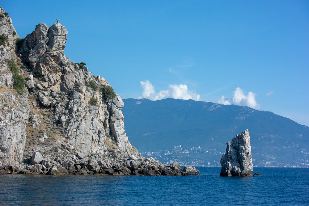 Скала Парус