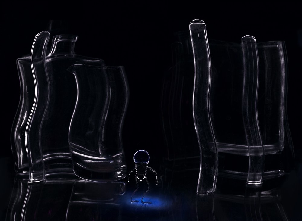 bulbman in the glass city