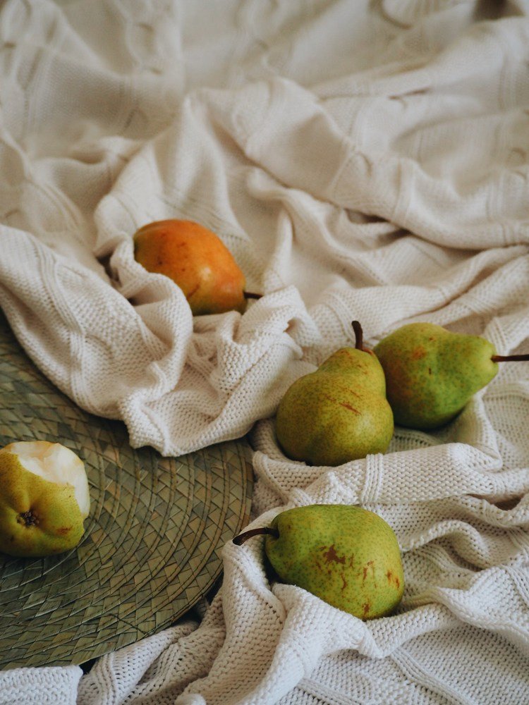 Five pears.