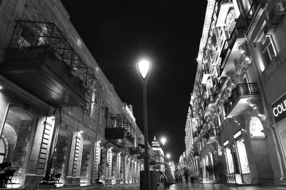 Контрасты ночи большого города