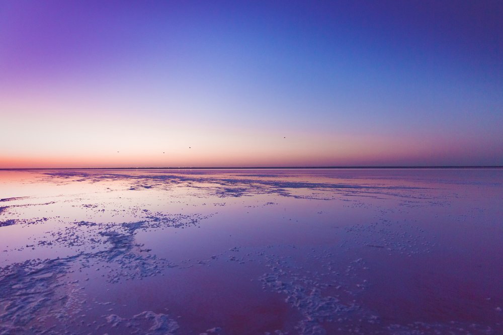 Розовое озеро