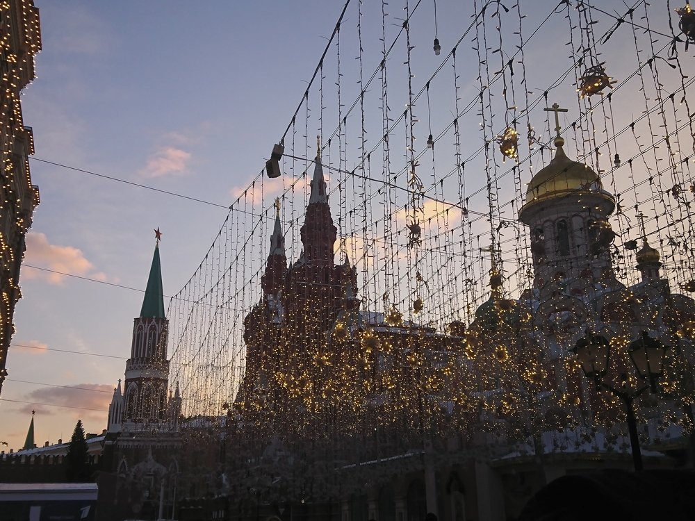 Новогодняя красавица Москва