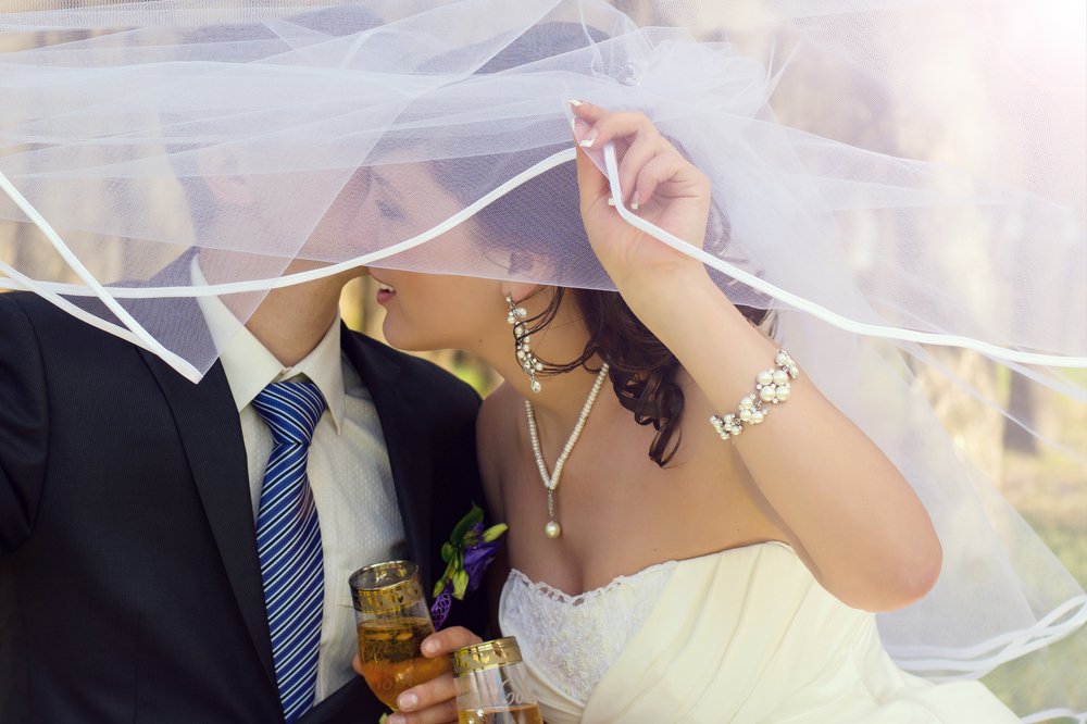 Искриться, играть, волновать