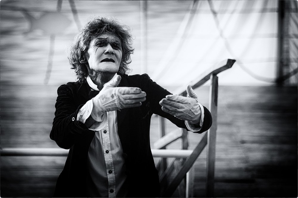 Грустный клоун