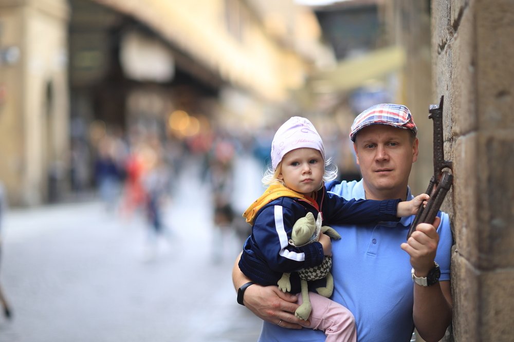 Привяжу-ка я коня.