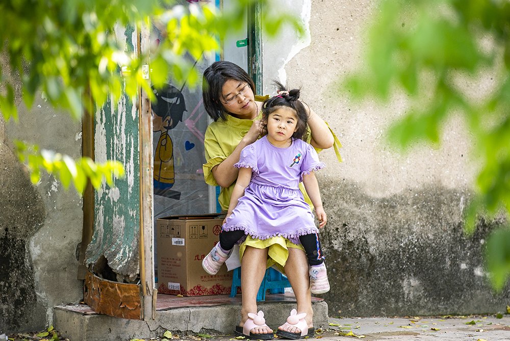 мамина дочка