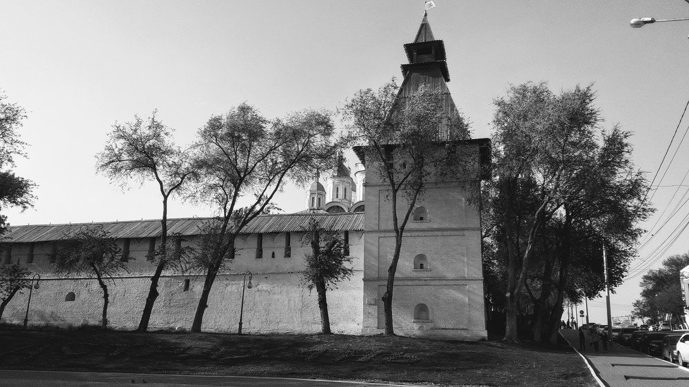 одна из башен Астраханского Кремля