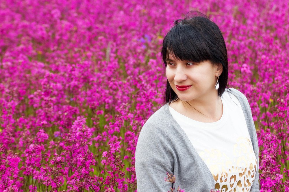 Женский портрет в поле