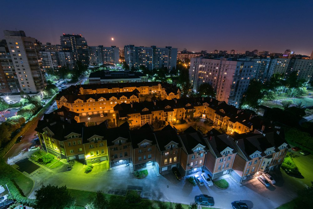 Night in Saint Petersburg